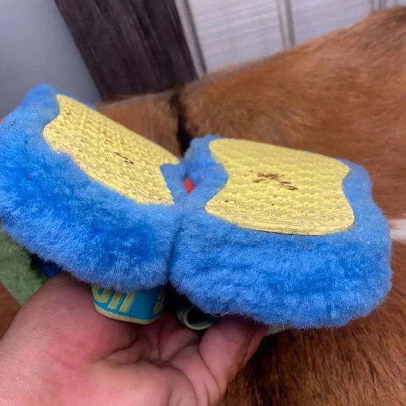 Womens UGG winter sandals size 5 chexk them out very nice thanks 🙏 - Picture 5 of 8